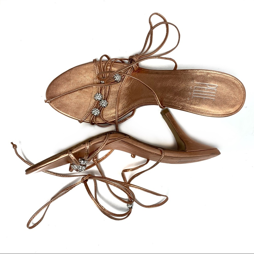 $3/30 Pelle Moda rose gold heels tied around calf
